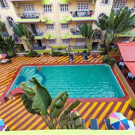 Hotel Sodders Renton Manor Arpora Esterno foto