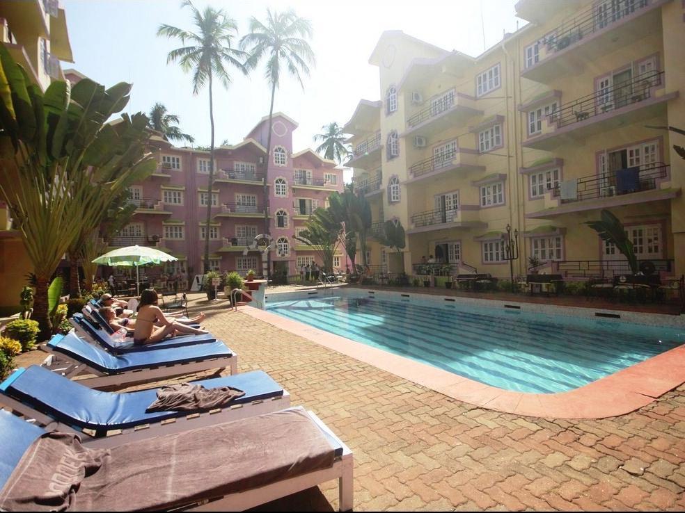 Hotel Sodders Renton Manor Arpora Esterno foto