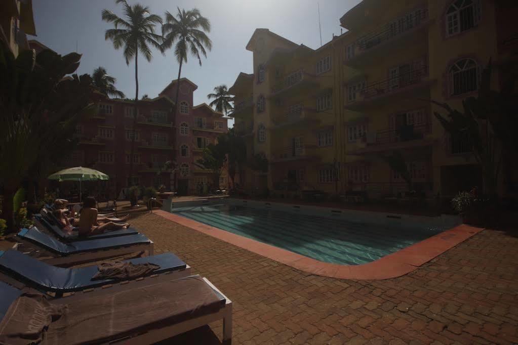 Hotel Sodders Renton Manor Arpora Esterno foto